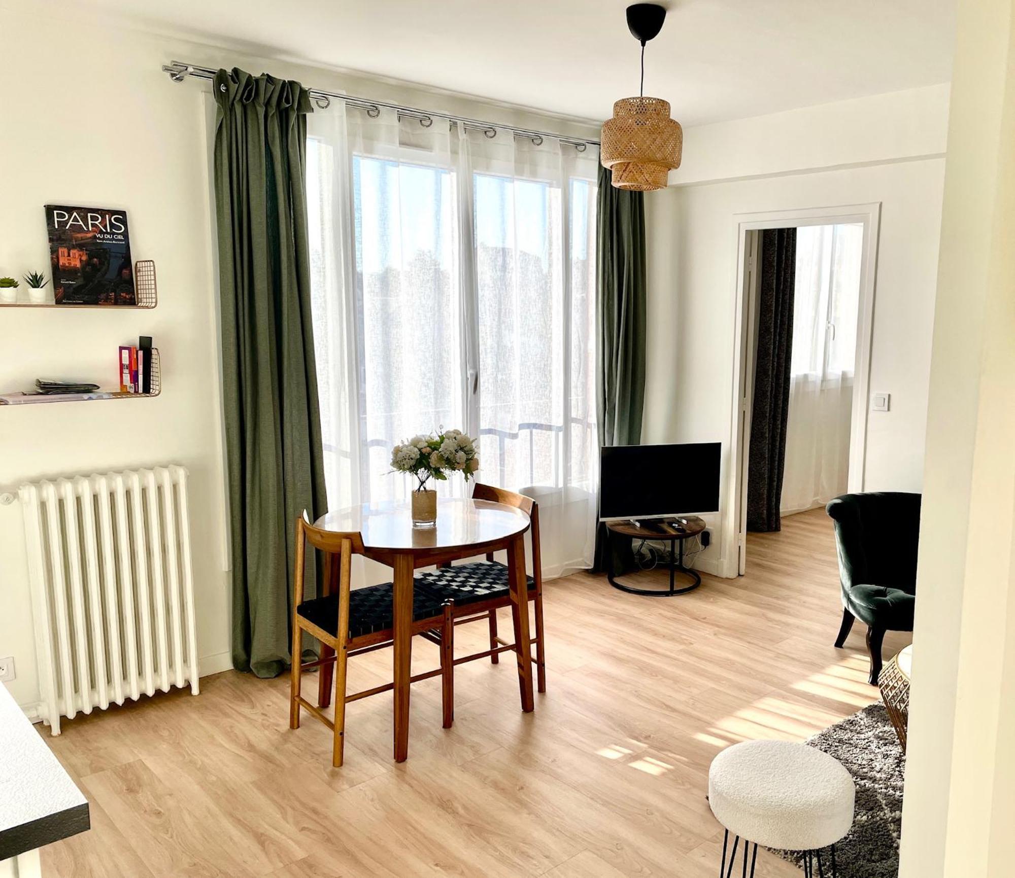 2 Pieces Lumineux Aux Portes De Paris Clamart Εξωτερικό φωτογραφία